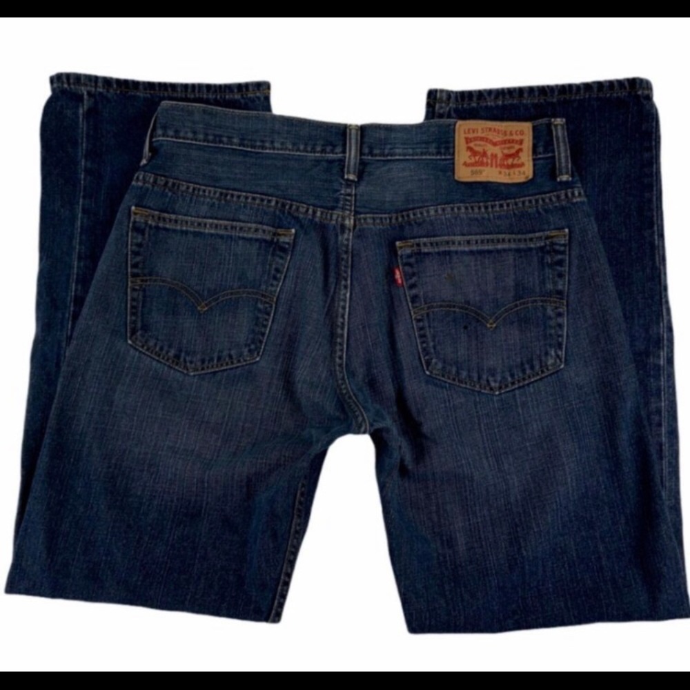 2 Pair Men’s Levi’s 34 x 34 straight fit, like new